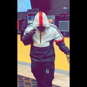 Meet your Posher, Carl